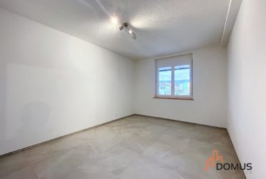 Appartement avec grande terrasse et espace rangement