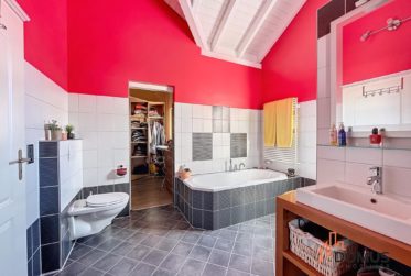 4 Bedrooms House, Villa