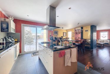 4 Bedrooms House, Villa