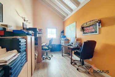 4 Bedrooms House, Villa