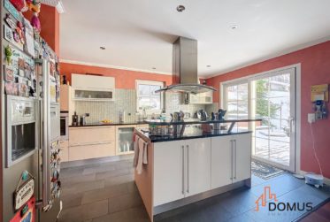 4 Bedrooms House, Villa