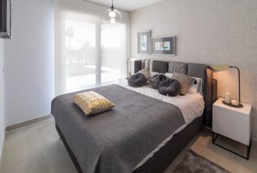 Joli Penthouse Neuf T2 près de la plage de Mil Palmeras