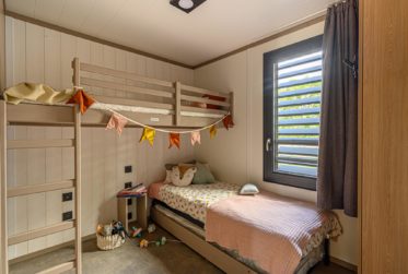 2 Bedrooms Holiday home, Holiday chalet