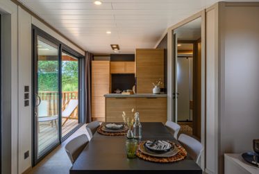 2 Bedrooms Holiday home, Holiday chalet