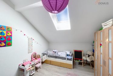 3 Bedrooms Flat, Duplex