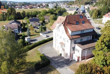 9 Bedrooms Holiday home