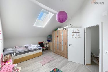3 Bedrooms Flat, Duplex