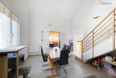 3 Bedrooms Flat, Duplex
