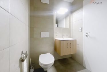 1 Bedrooms Flat