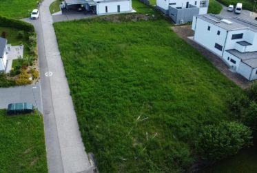 Land, Land with utility services