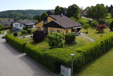 Élégante propriété d'architecte récemment rénovée