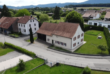 Maison de caractère avec grange aménageable
