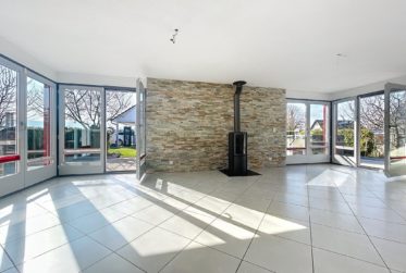 4 Bedrooms House, Villa