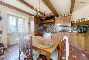 Maison de caractère avec grange aménageable