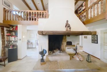 Maison de caractère avec grange aménageable