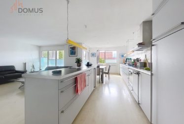 3 Bedrooms Appartement, Appartement traversant