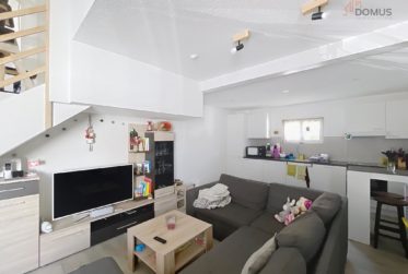 3 Bedrooms Flat, Duplex