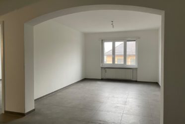 2 Bedrooms Flat, Renovated flat