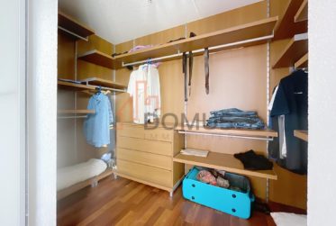 À vendre – Spacieux appartement de 5 pièces avec jardin privatif