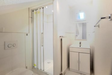 Immeuble durable! Situation idéale avec grande parcelle et rendement élevé