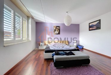 À vendre – Spacieux appartement de 5 pièces avec jardin privatif