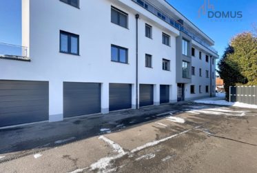 Flat, Condominium flat