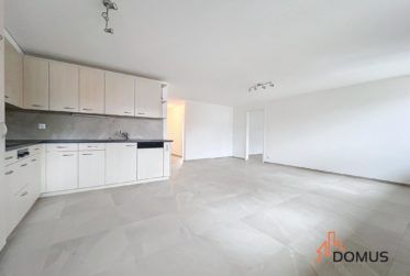 3 Bedrooms Flat, Renovated flat