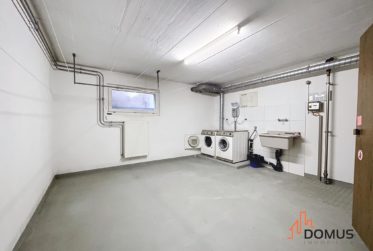 3 Bedrooms Flat, Renovated flat