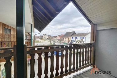 3 Bedrooms Flat, Renovated flat