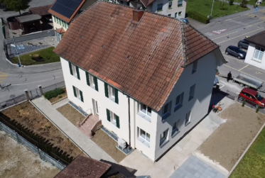 3 Bedrooms Flat, Renovated flat