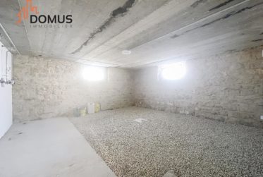 3 Bedrooms Flat, Renovated flat