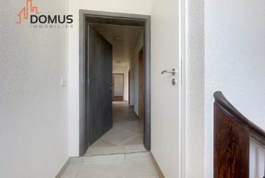 3 Bedrooms Flat, Renovated flat