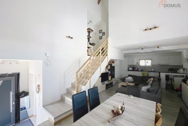 À louer à Courgenay – Appartement rénové avec cachet