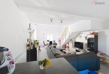 À louer à Courgenay – Appartement rénové avec cachet