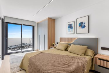 2 Bedrooms Flat