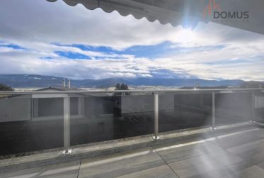 Attique lumineux de 3,5 pièces avec terrasse panoramique de 55 m² à Delémont