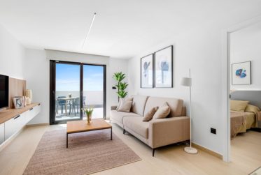 2 Bedrooms Flat