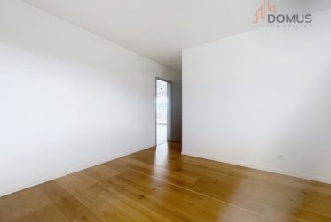 Attique lumineux de 3,5 pièces avec terrasse panoramique de 55 m² à Delémont