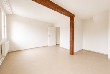 3 Bedrooms Flat, Renovated flat