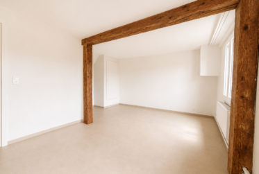 3 Bedrooms Flat, Renovated flat