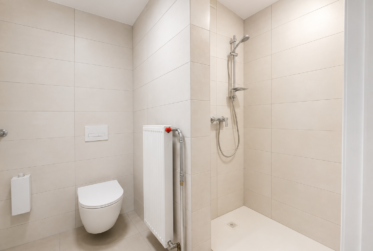 3 Bedrooms Flat, Renovated flat