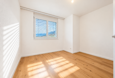 Attique lumineux de 3,5 pièces avec terrasse panoramique de 55 m² à Delémont